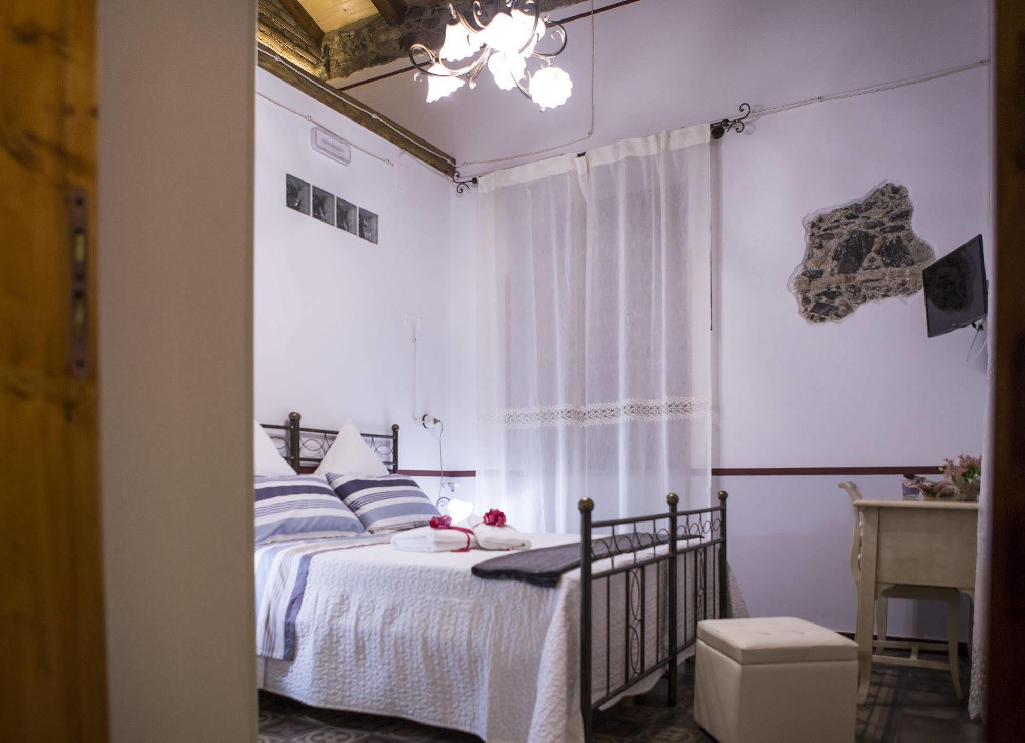 Teresa 4* Santa Teresa Di Riva