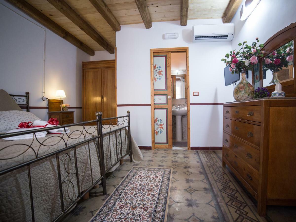 Teresa 4* Santa Teresa Di Riva